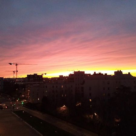 Paris Porte D'Italie - Chambre A Louer Avec Parking Et Vue Sur Paris 르끄레므랄비세트르 외부 사진